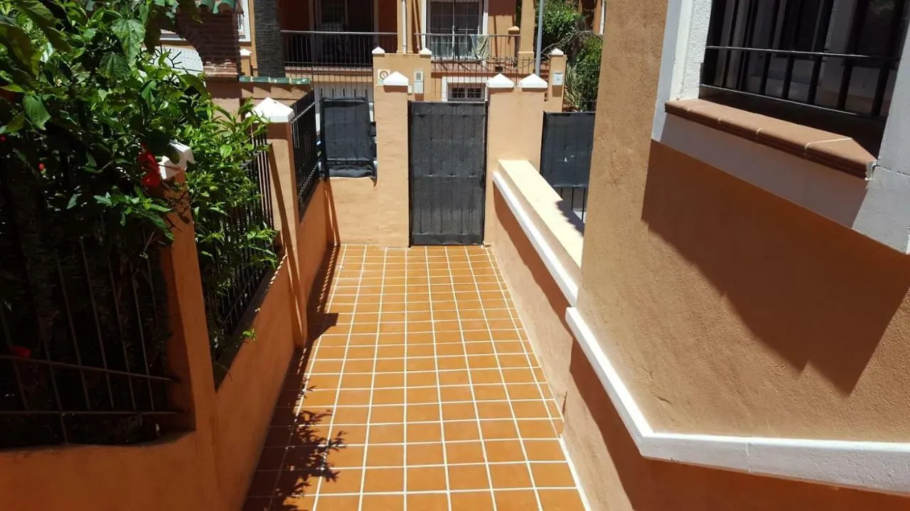 Villa Calle Antonio Moya Fernandez Торремолинос 0*,  Испания